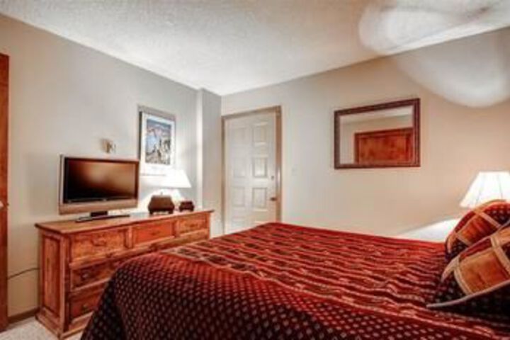 Room 21 of 49
