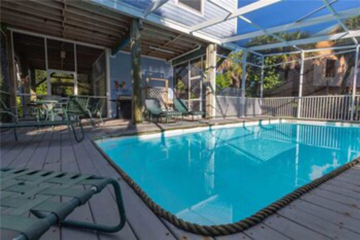 Pool 23 of 46