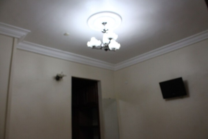 Room 19 of 33