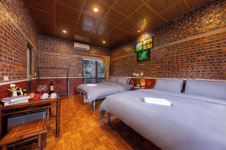 Room 13 of 67