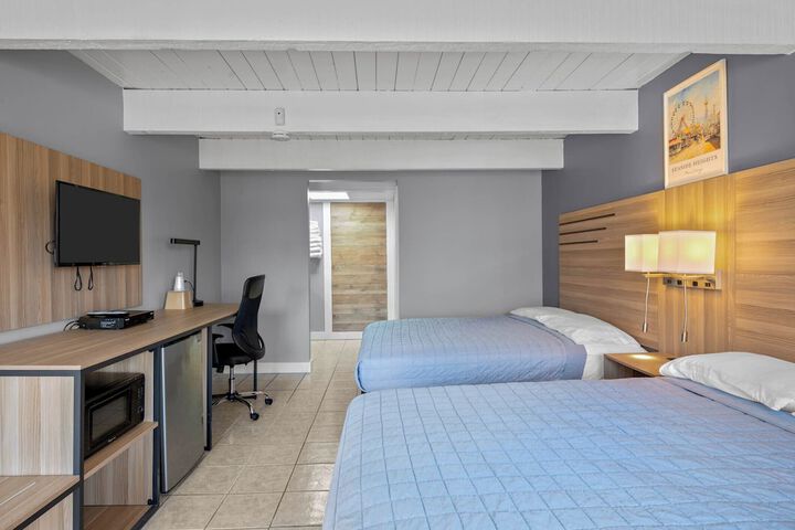 Room 14 of 39