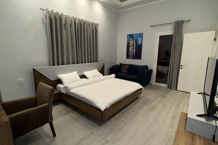 Room 7 of 45