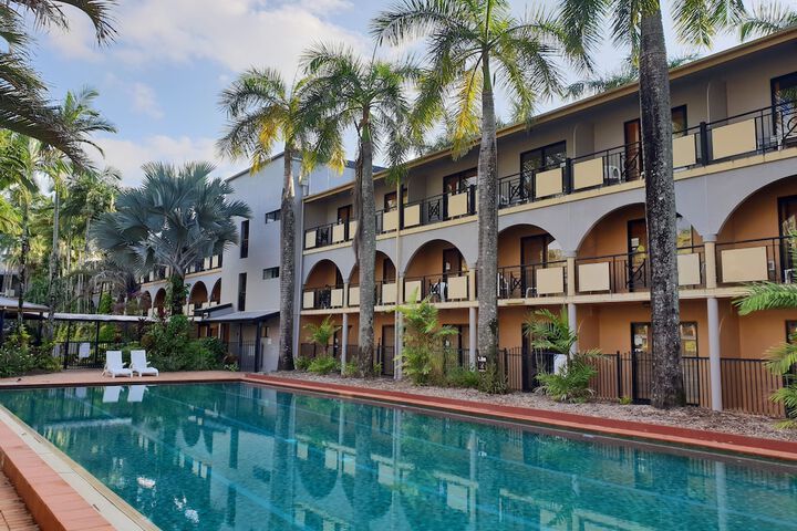 Hotel with Pool