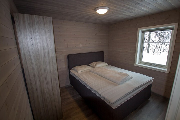 Room 9 of 126