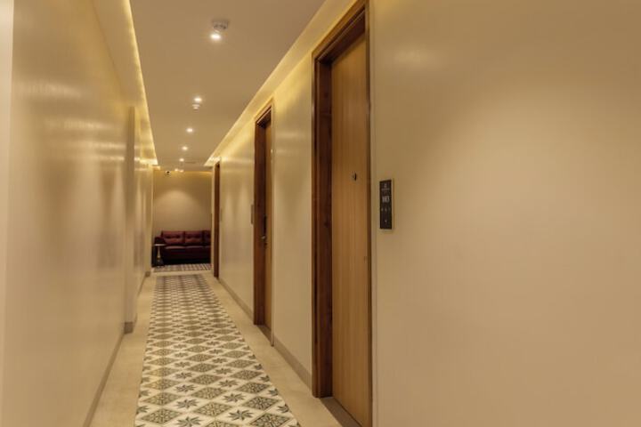 Hotel Interior 4 of 37
