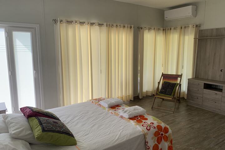 Room 4 of 44