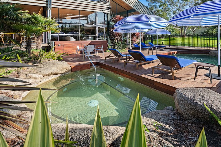 Pool 38 of 53
