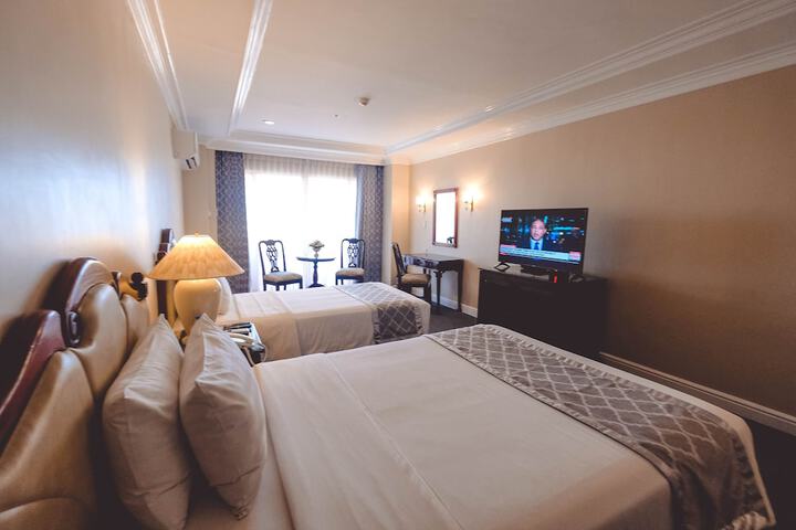 Room 16 of 62