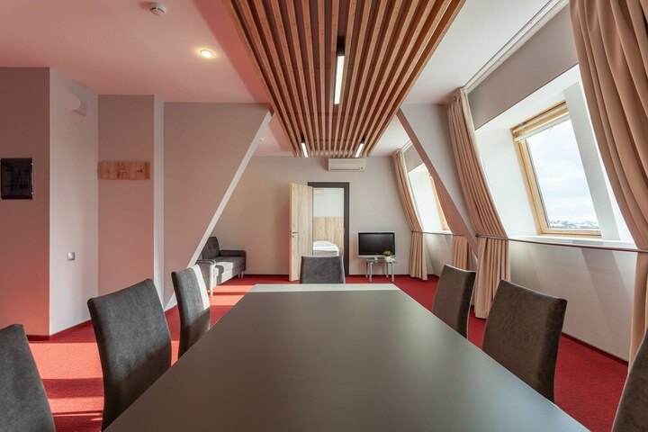 Room 3 of 54