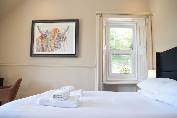Room 73 of 111