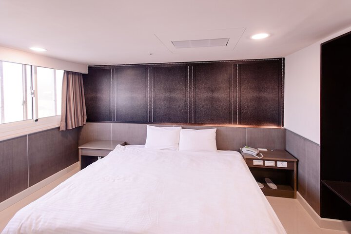 Room 30 of 71