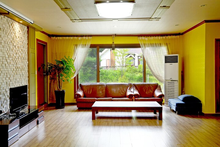 Room 87 of 111