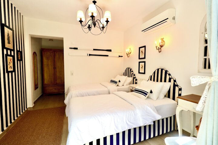 Room 62 of 142