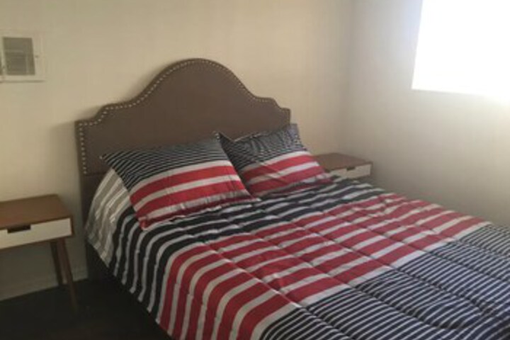 Room 103 of 117