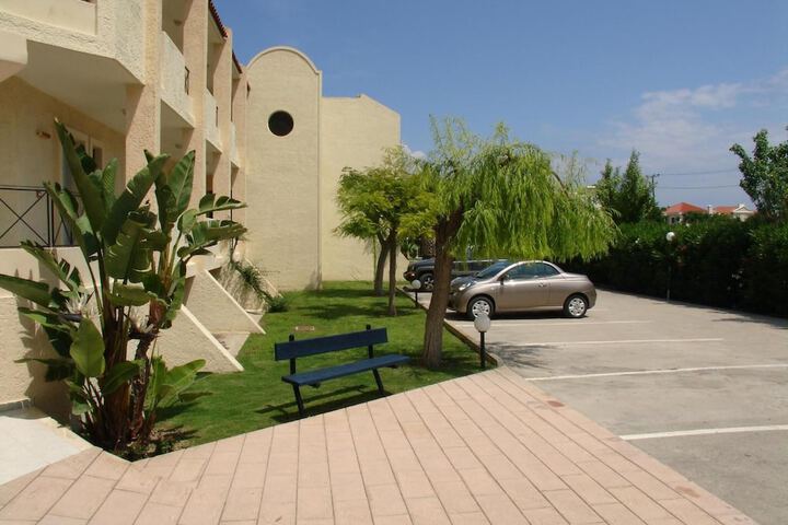 Property Grounds 20 of 29