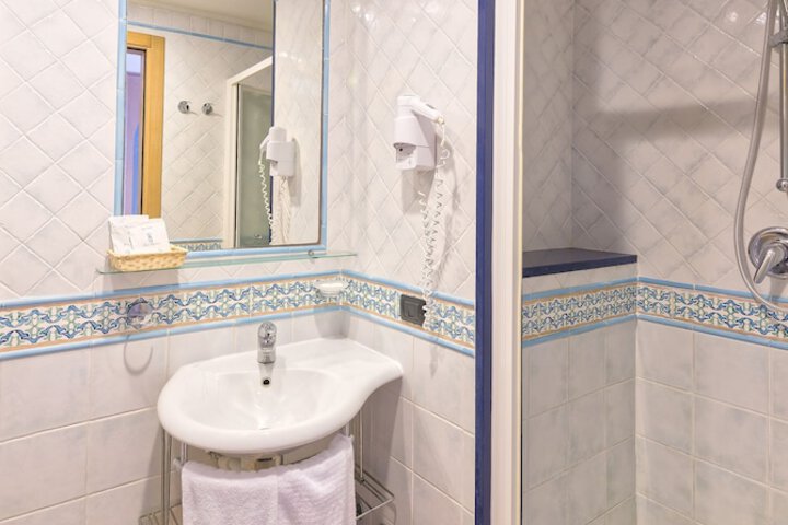 Clean Restrooms