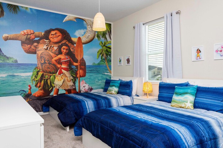Room 15 of 44