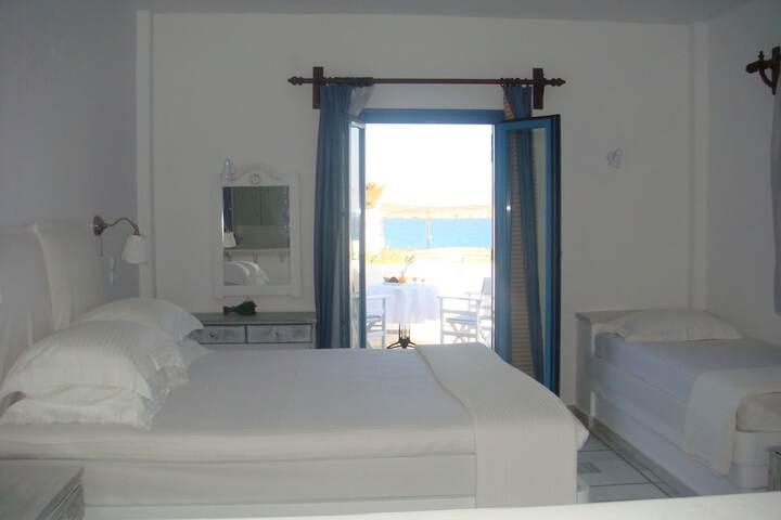Room 6 of 58