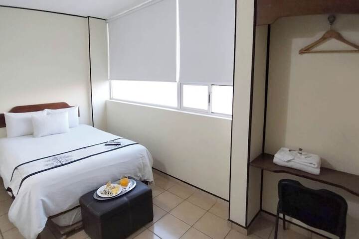 Room 8 of 31