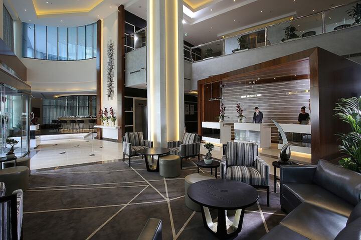 Guest Lobby