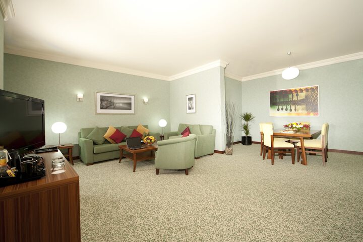 Room 15 of 34