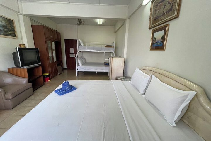 Room 30 of 58