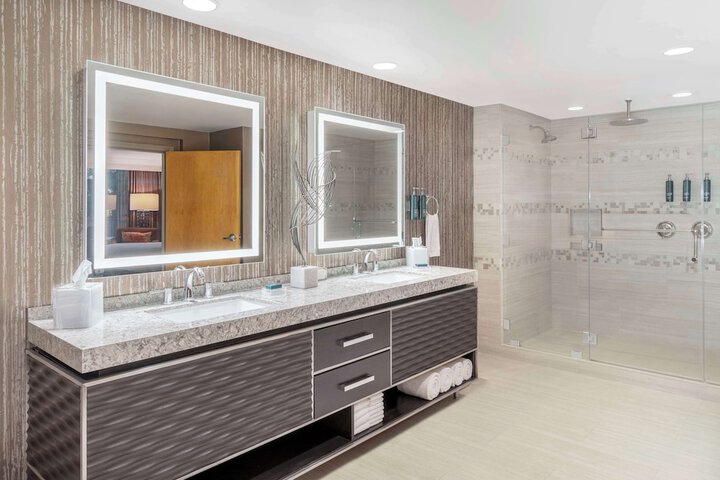 Bathroom shower