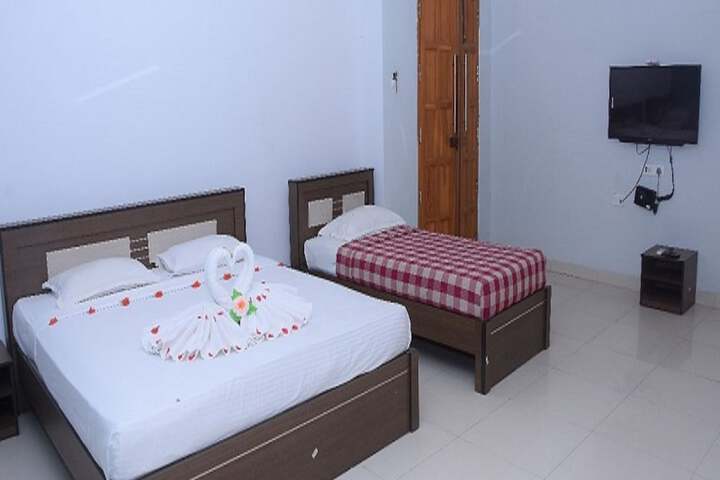 Room 2 of 16
