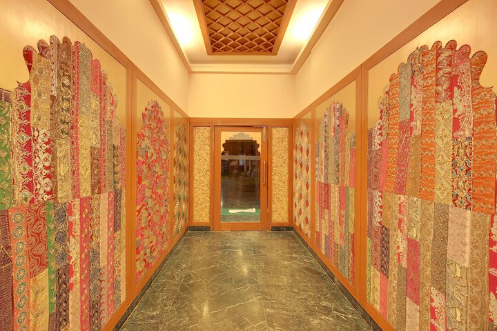 Ballroom/Hall 45 of 55