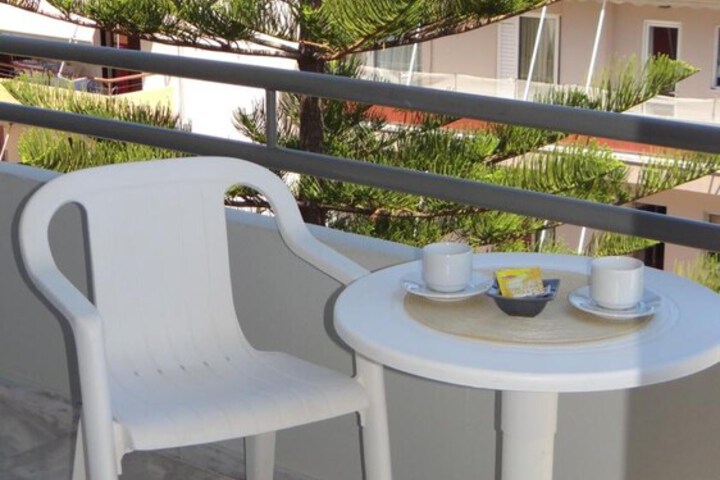 Terrace/Patio 30 of 44