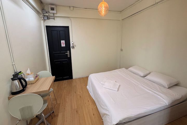 Room 10 of 57