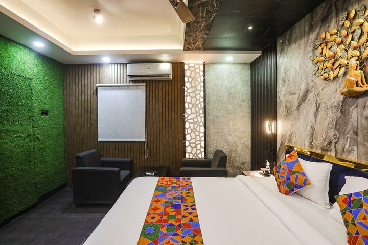 Room 8 of 29