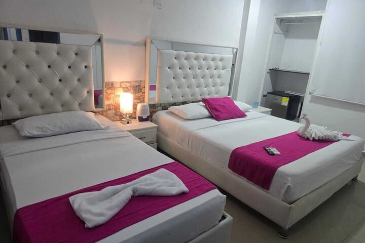 Room 4 of 14