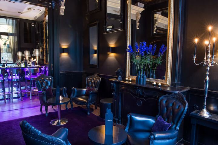 Lounge 69 of 92