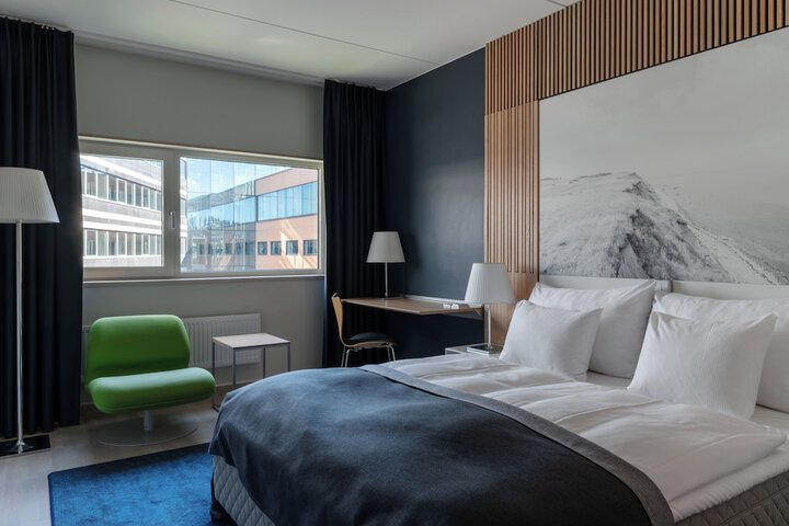 Room 56 of 119