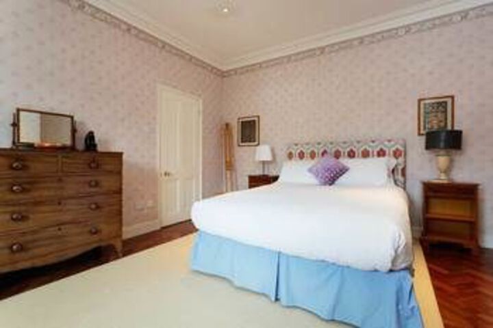 Room 14 of 29
