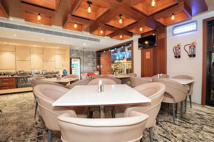 Dining 113 of 174