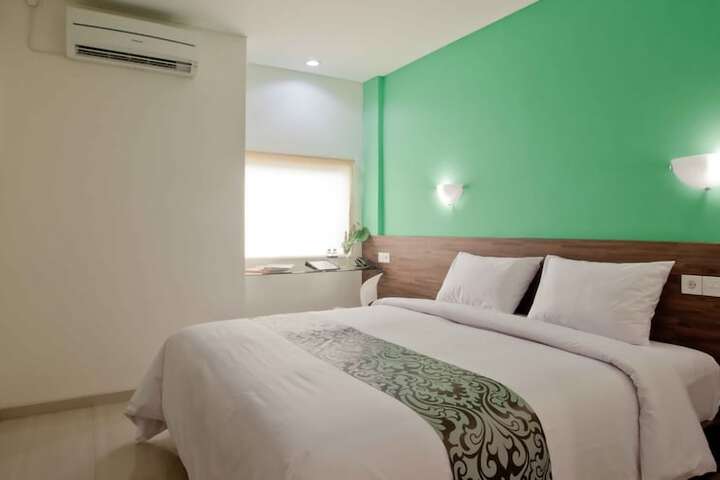 Room 4 of 41