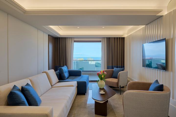 Room 175 of 400