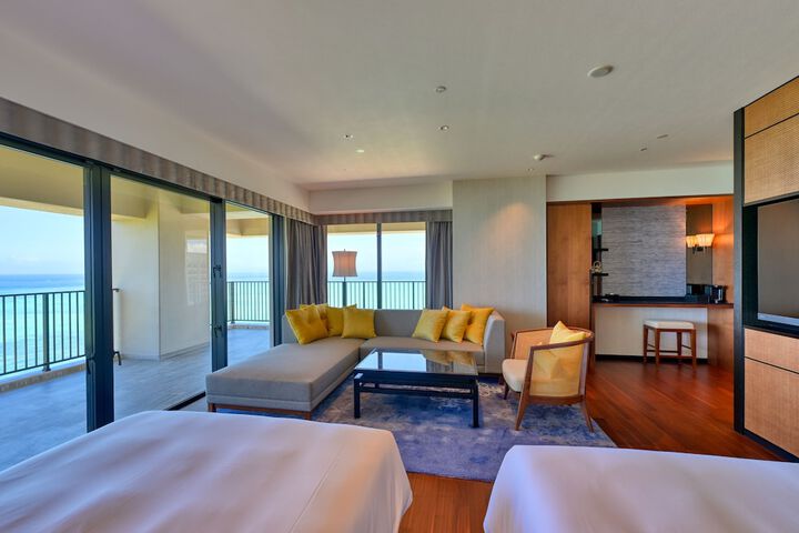 Room 42 of 147