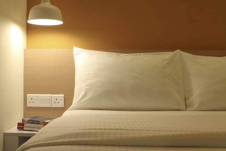 Room 10 of 48