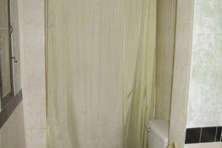 Room 2 of 21