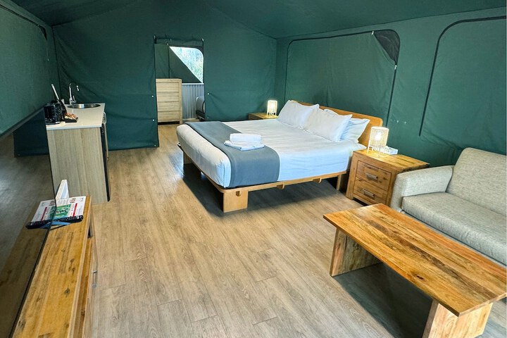 Room 22 of 57