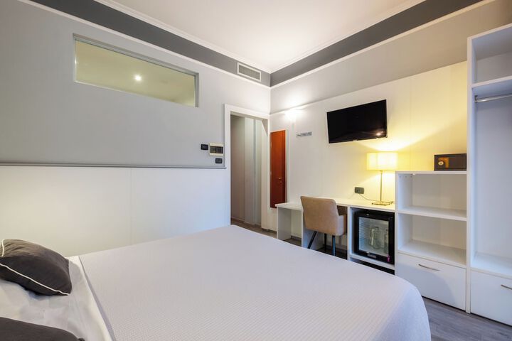 Room 30 of 78