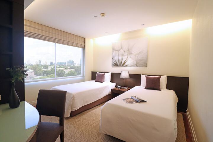 Room 3 of 131
