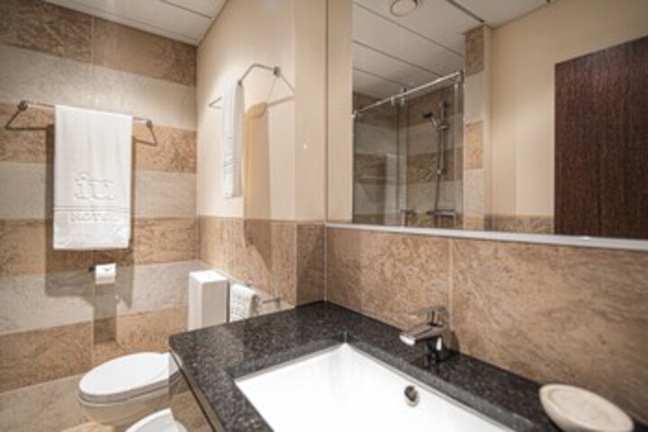 Room 4 of 29