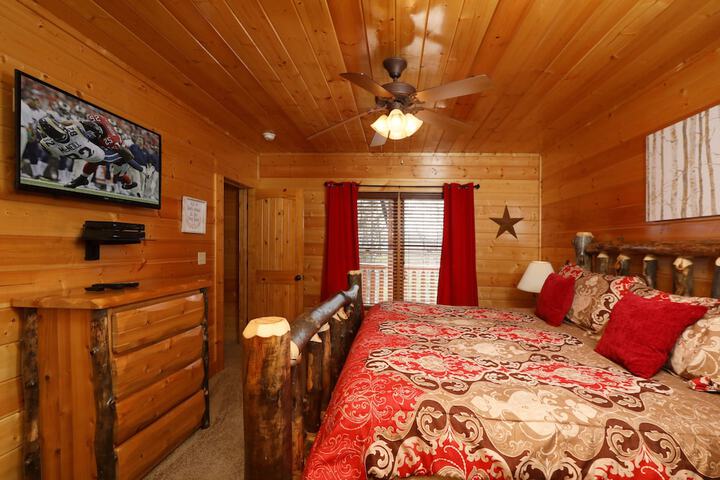 Room 4 of 53