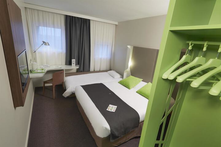 Room 7 of 39