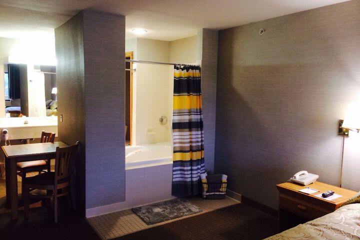Quadruple King Size Bed (11 of 12)