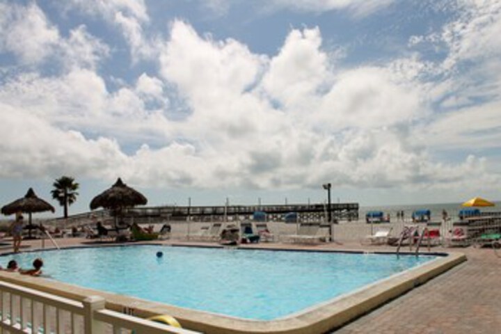 Pool 22 of 33